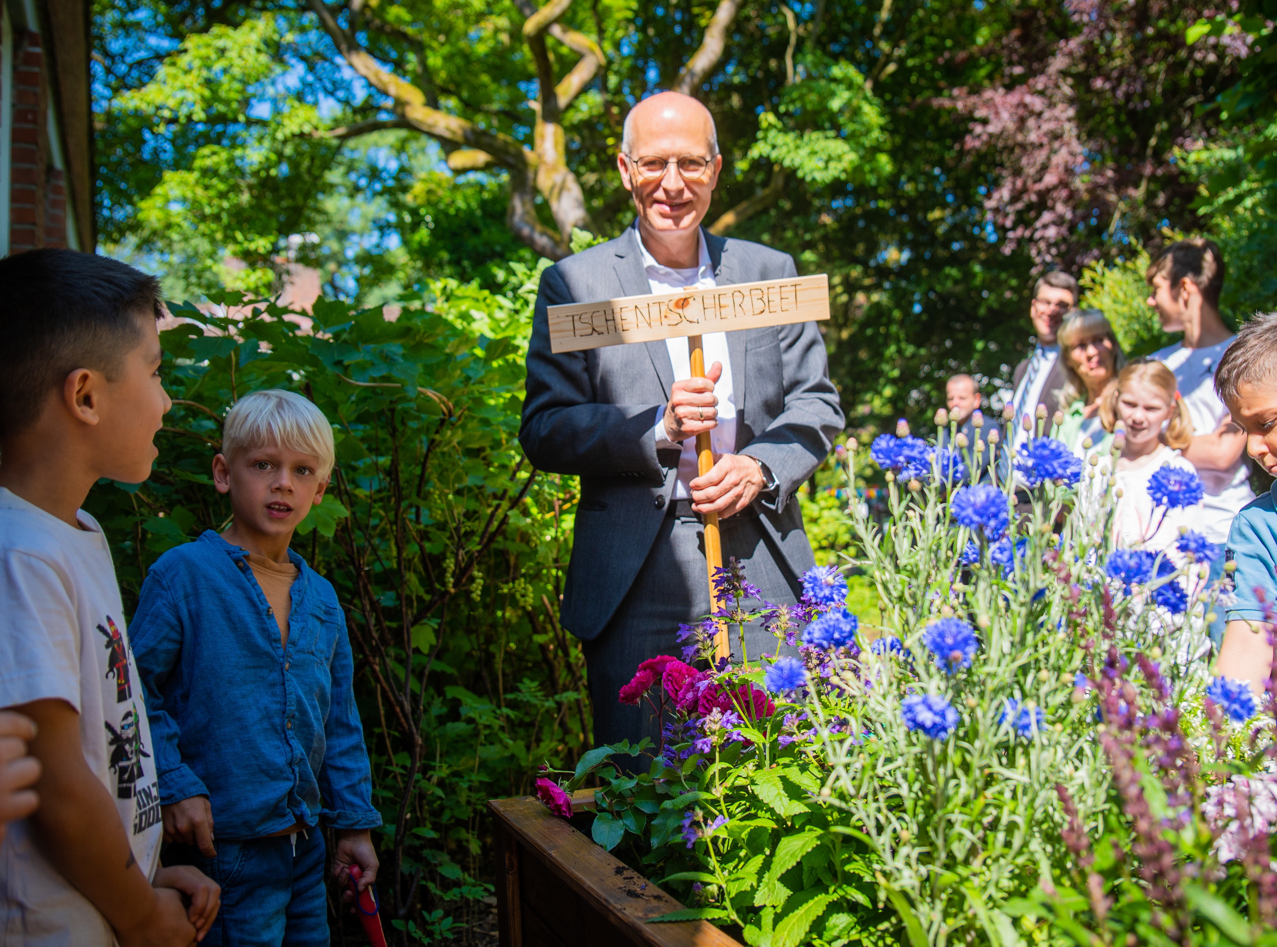 Bürgermeister und Kinder